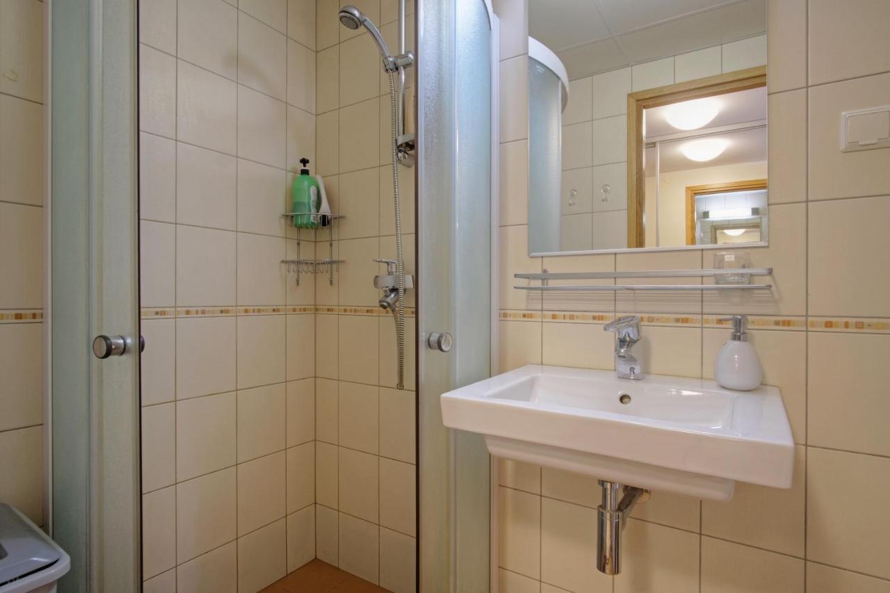Apartment In Quiet Heart Of Everything Tallinn